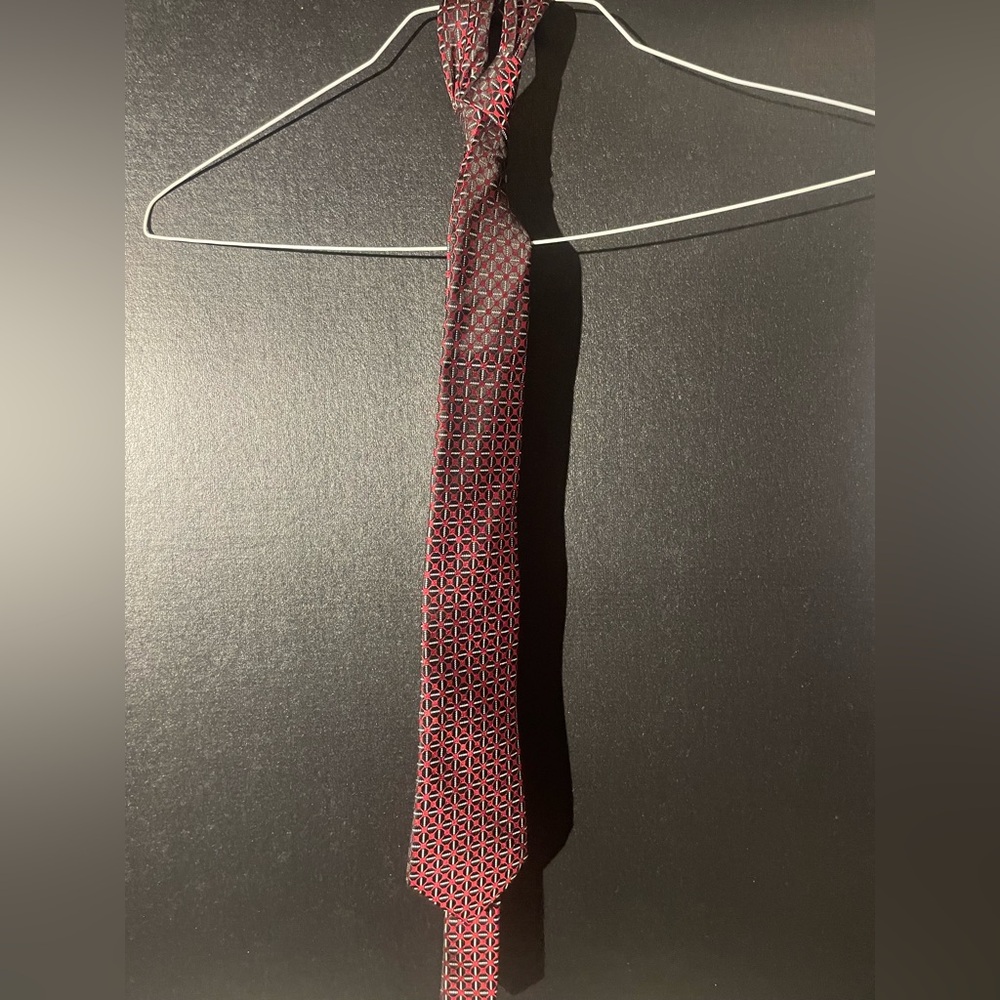 Elegant Red and Black Patterned Tie Terra Nostra